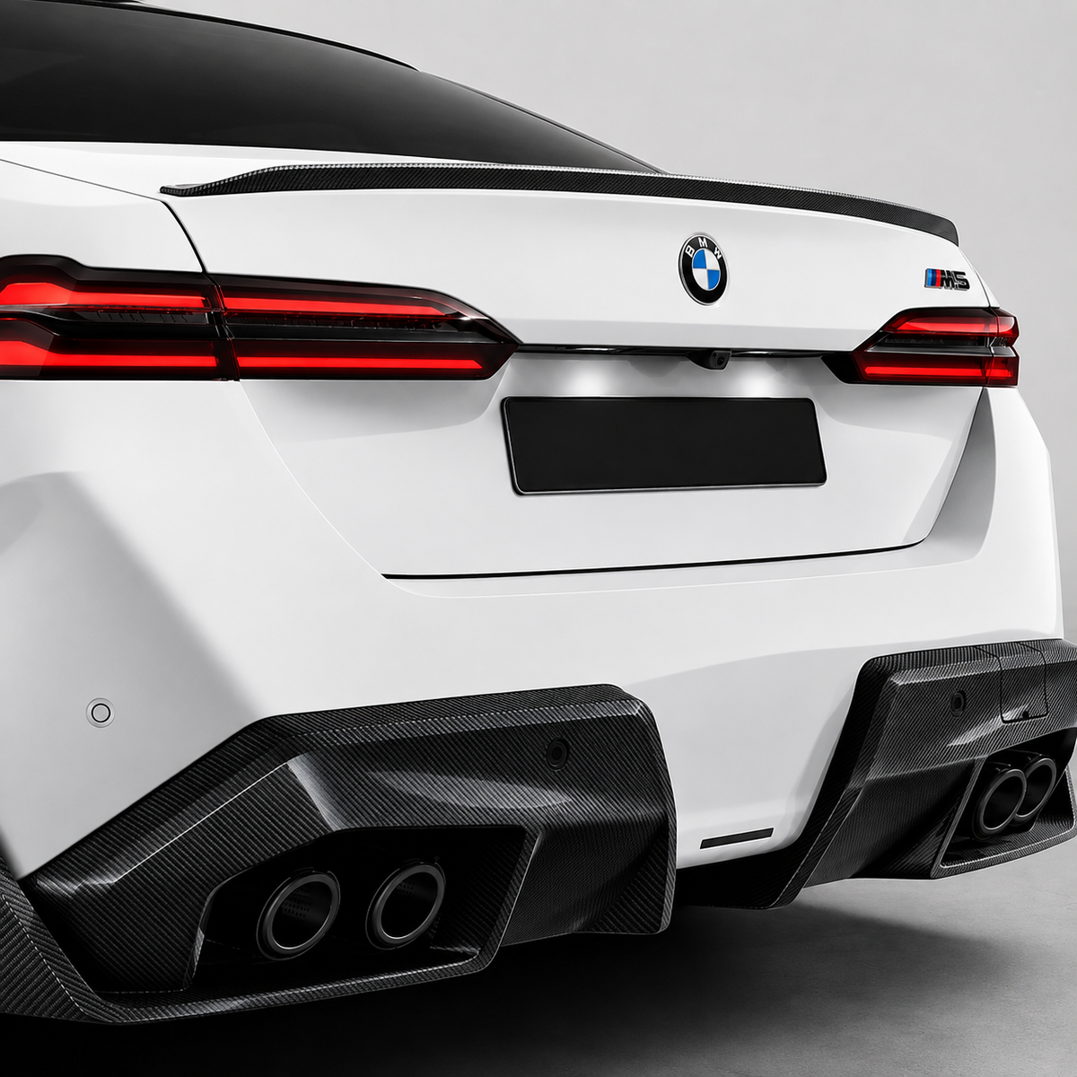 BMW M5 G90 / G99 MP Style Dry Carbon Fiber Rear Bumper Diffusers