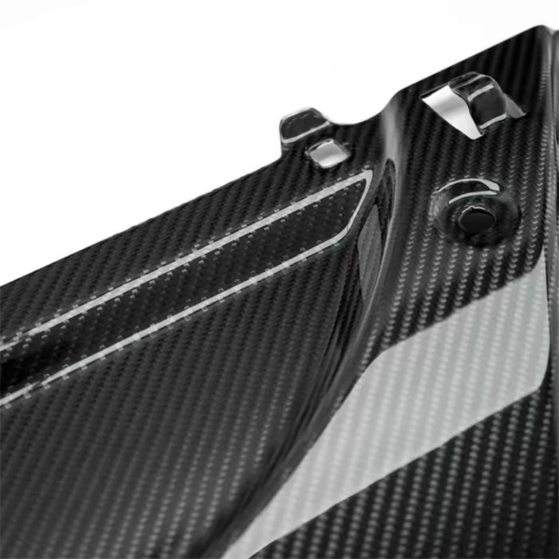 BMW M5 G90 / G99 Dry Carbon Fiber Engine Bay Radiator Support Cover