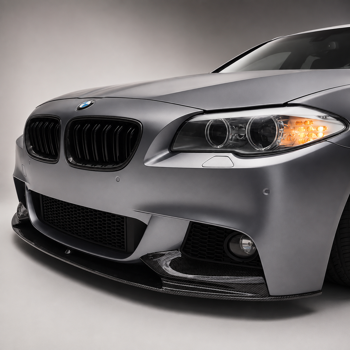 BMW F10 F11 F18 M5 5 Series Double Slat Dry Carbon Fiber Front Kidney Grilles