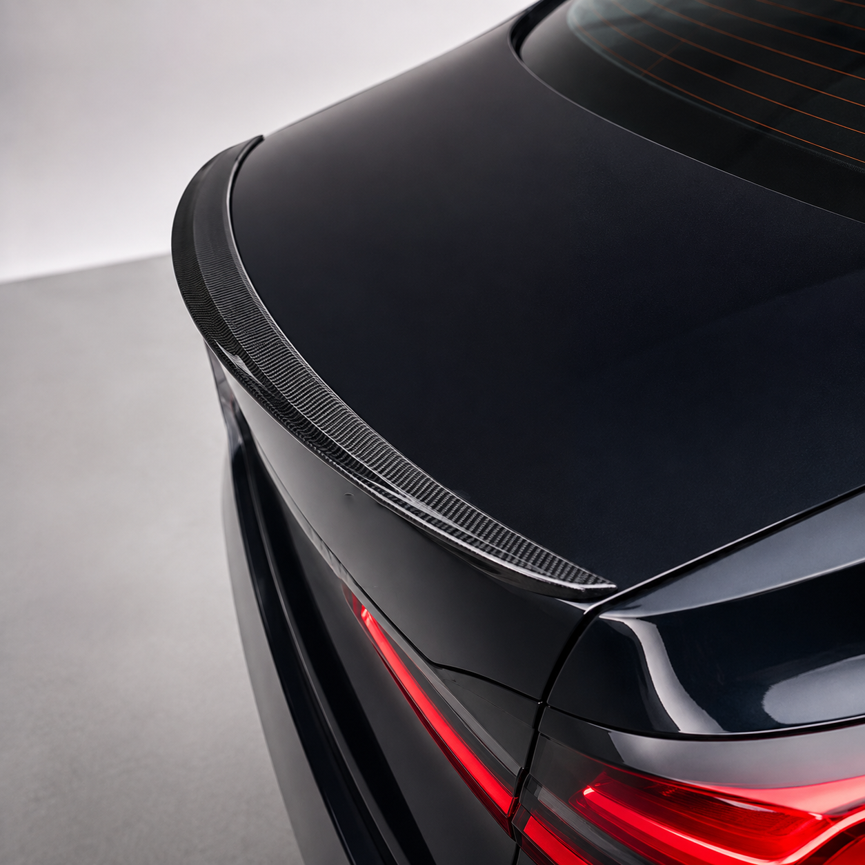 BMW 7 Series G11 / G12 P Style Carbon Fiber Rear Spoiler