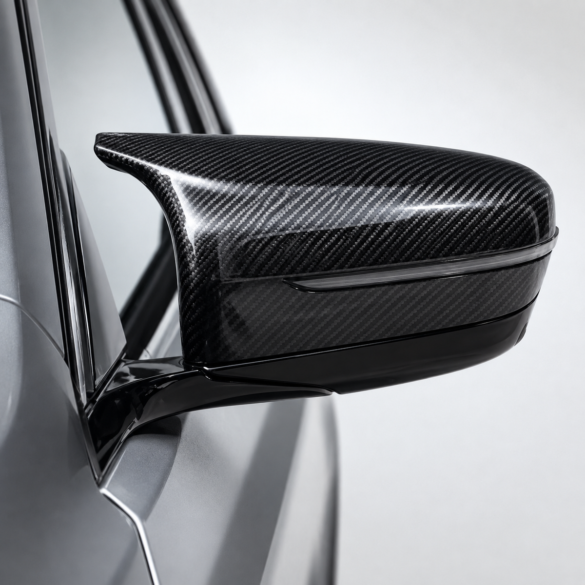 BMW M5 F90 / M8 F91 F92 F93 OEM Style Prepreg Dry Carbon Fiber Mirror Covers