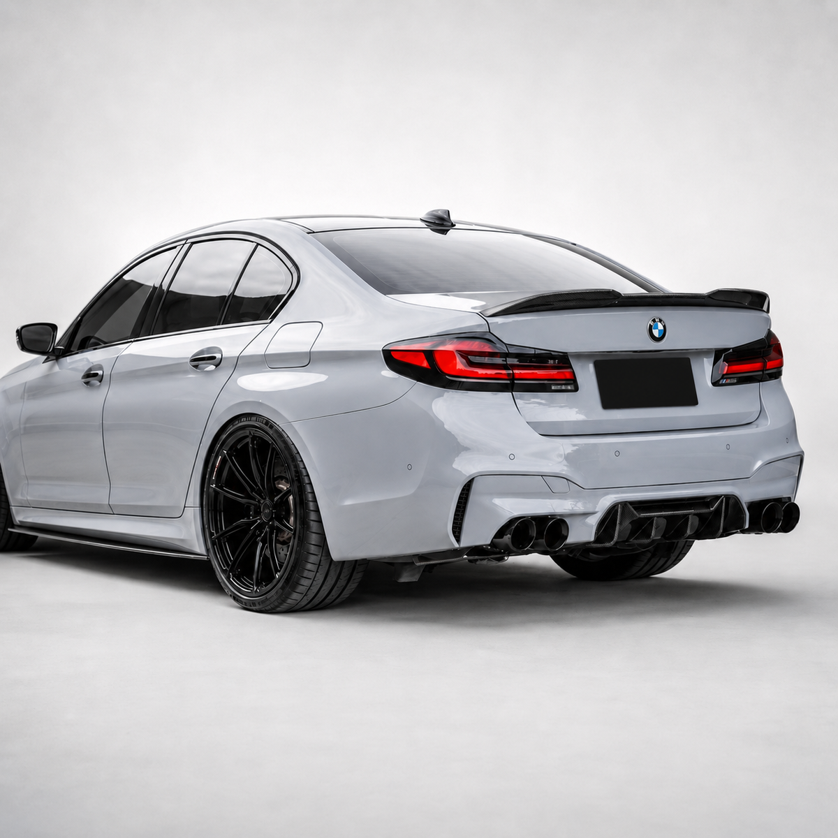BMW F90 M5 MP Style Dry Carbon Fiber Rear Diffuser