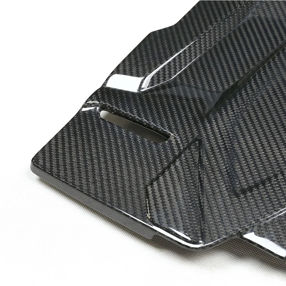 BMW F90 M5 F91 F92 F93 M8 Pre-Preg Dry Carbon Fiber Engine Cover | 2018+