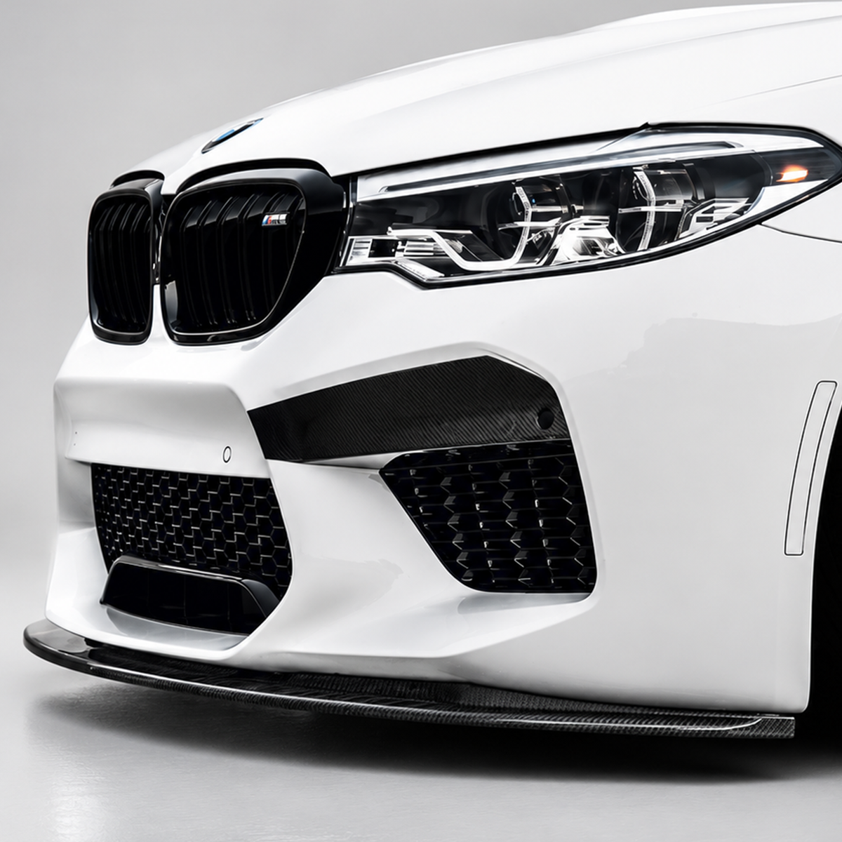 BMW F90 M5 Pre-LCI OEM Style Dry Carbon Fiber Front Bumper Air Vents